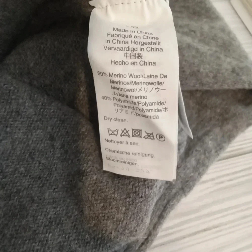 J crew long sleeve pullover sweater Marino wool blend 1/4 zip men's large